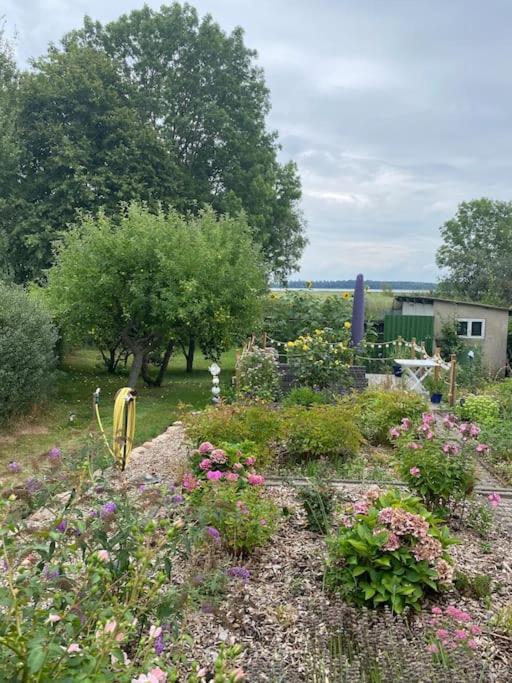 Ferienhaus Mit Wasserblick Auf Der Insel Usedom Krummin Bagian luar foto